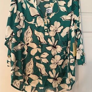 Floral Green and White Women's Top